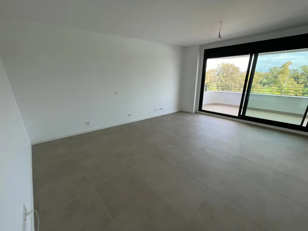 5fd8afda-cf57-4247-bf18-c3076a9495a4