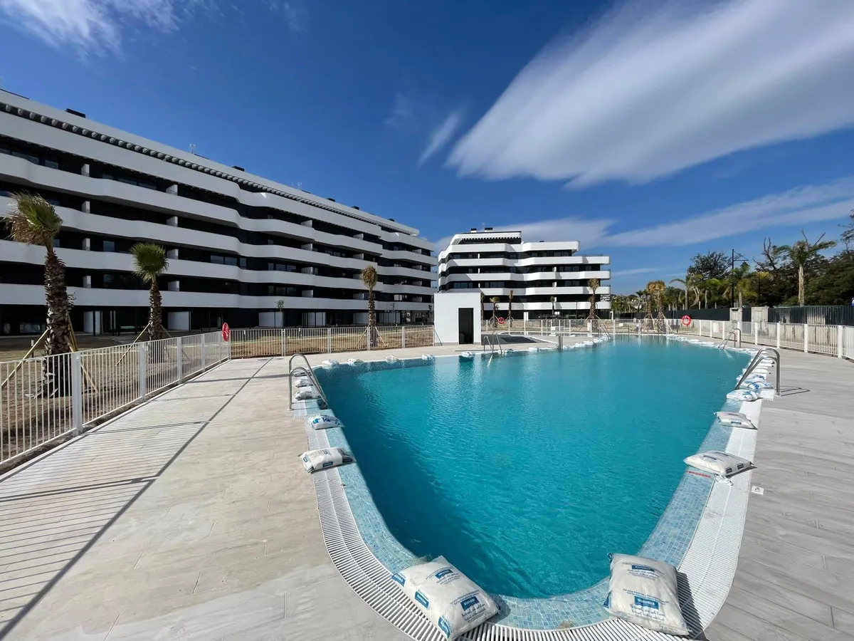 fb5c467e-94f5-4596-9aec-1d63625a9b17