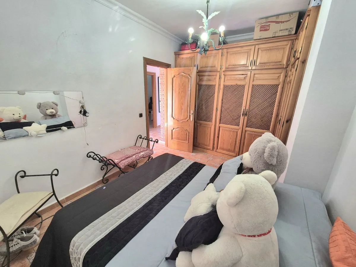 3f70a757-abbe-4513-ad43-dd6821e5953e