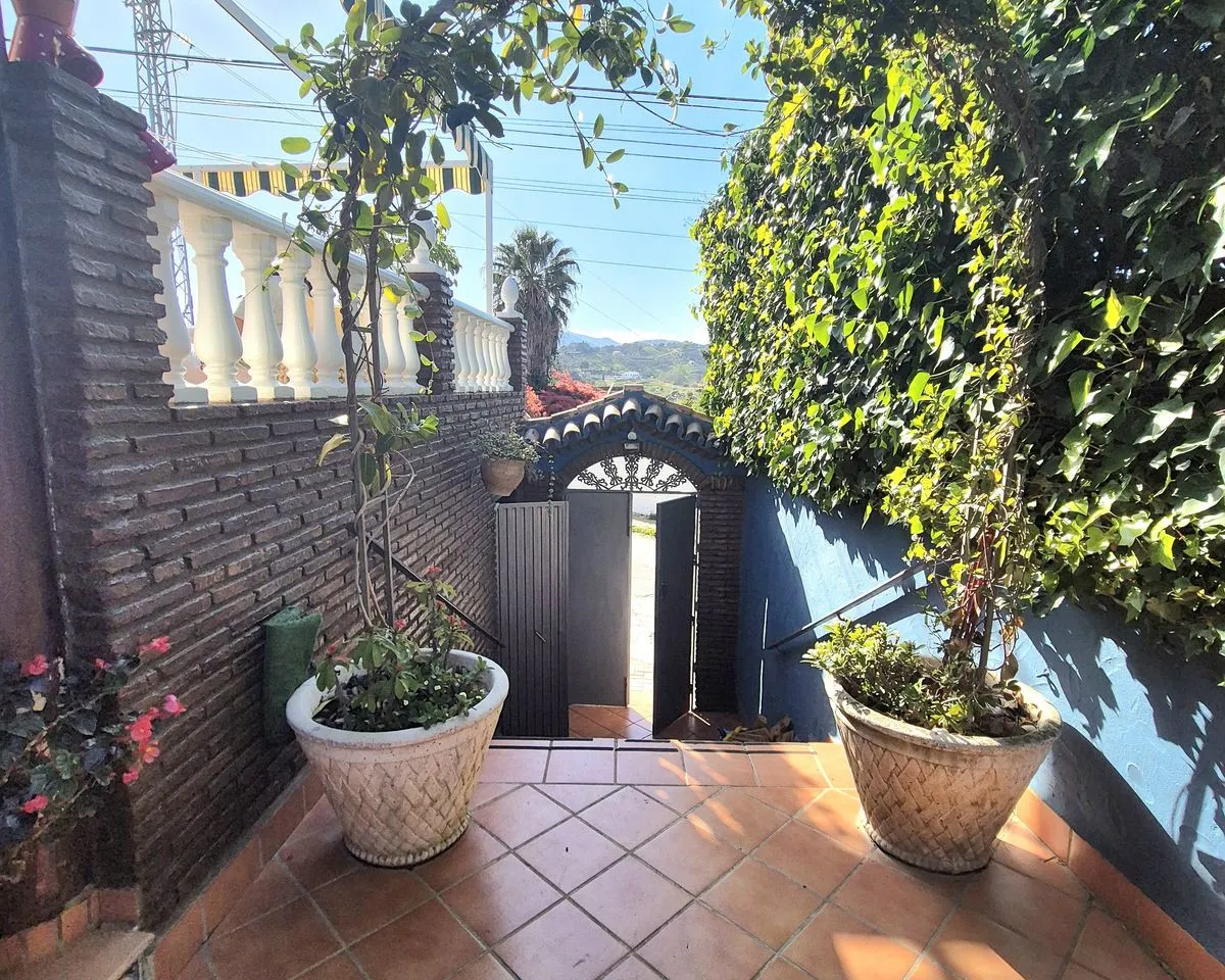 56e98648-b163-48ca-954a-bebd9cef4c2c