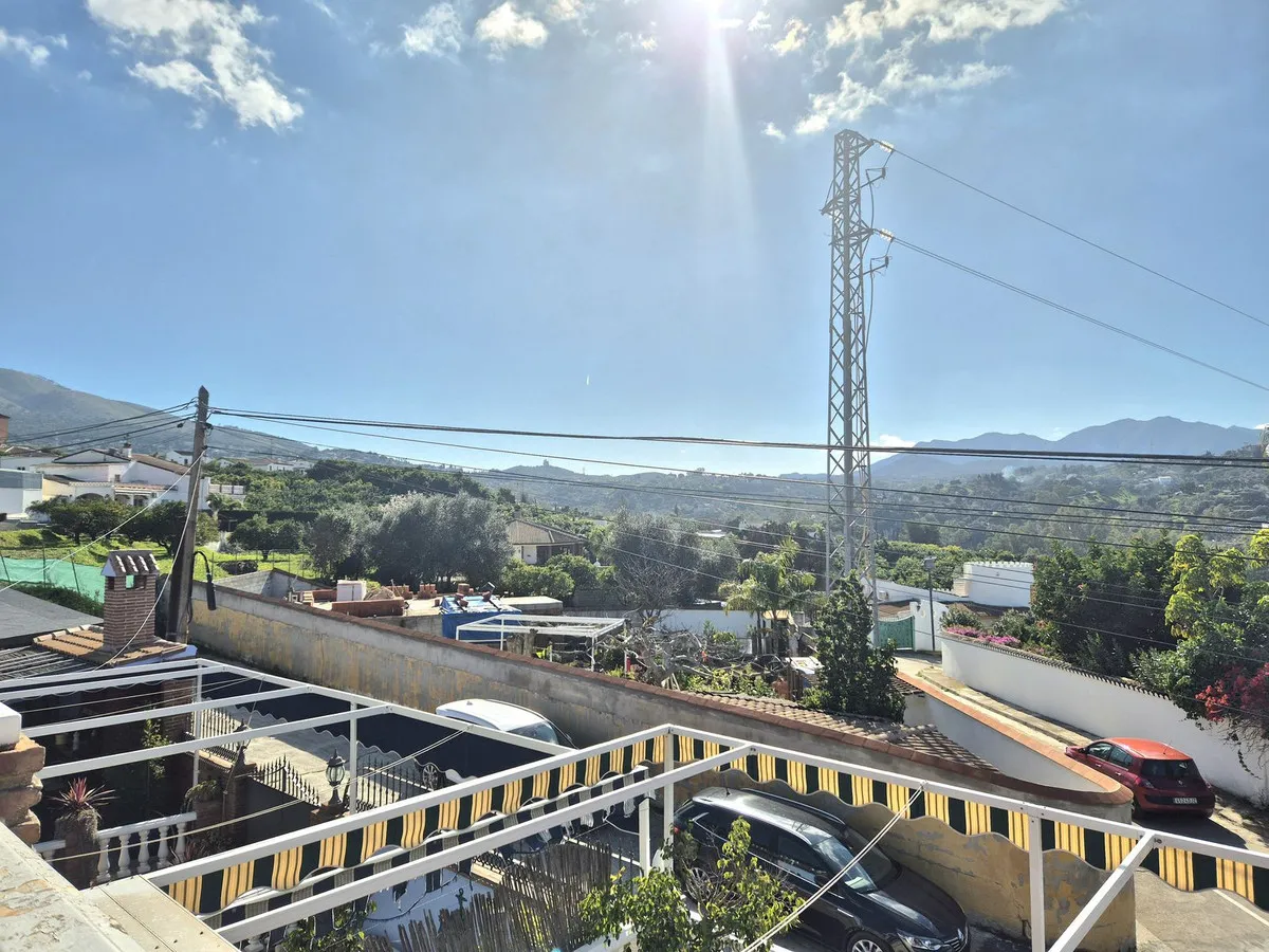 882b7cfb-195f-4afd-ad23-9ff6e6a75628