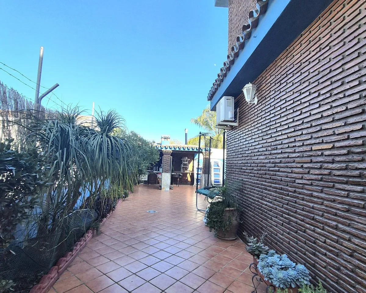 abfc08cd-d568-4baf-adda-912f57282b01