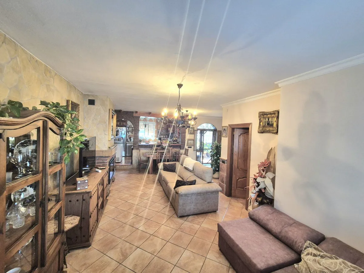 b4c31fc7-d3cf-45cd-8d03-bde61a50e924