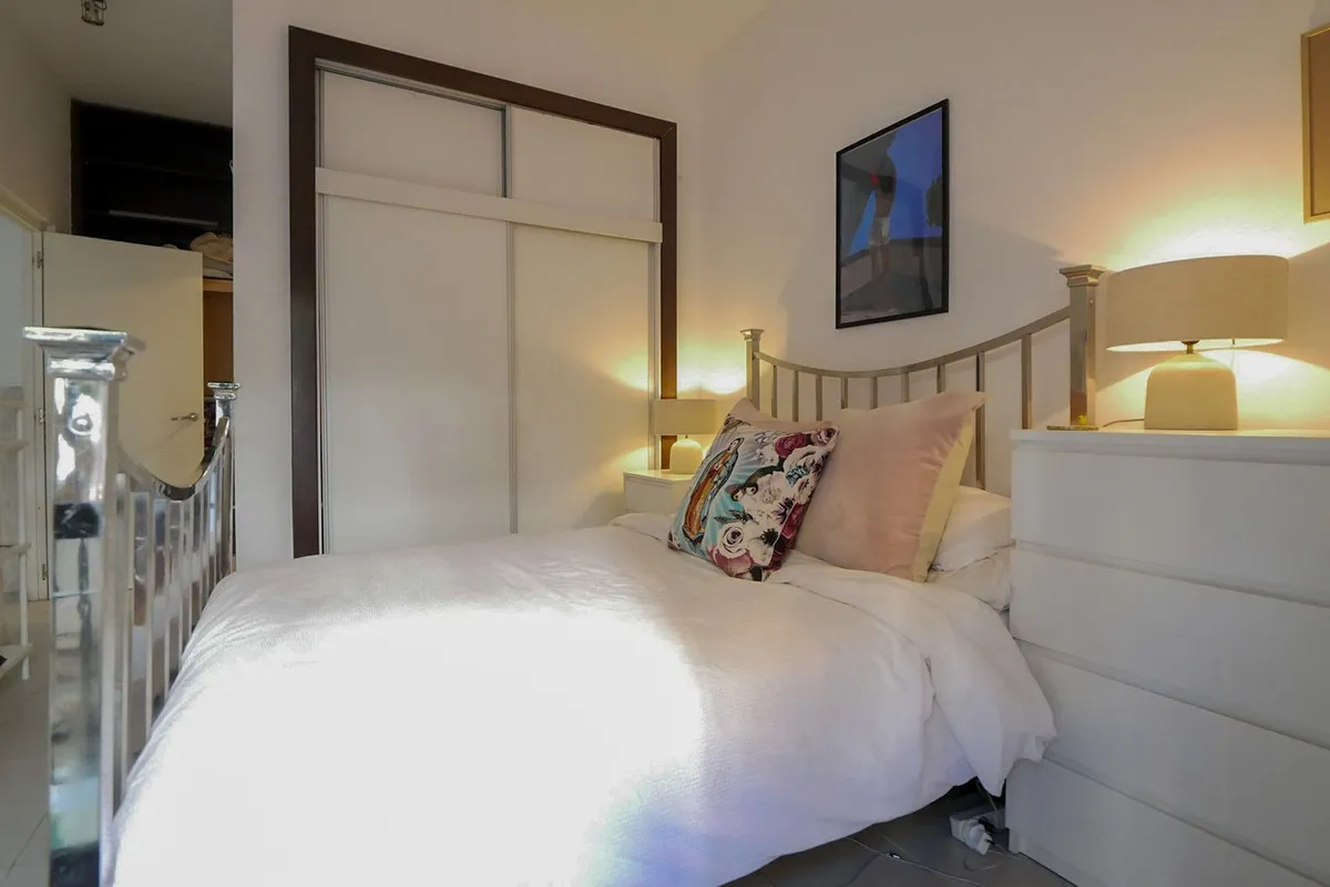 4416c1e1-2d0a-4f6d-8492-ada2e69a4dd9