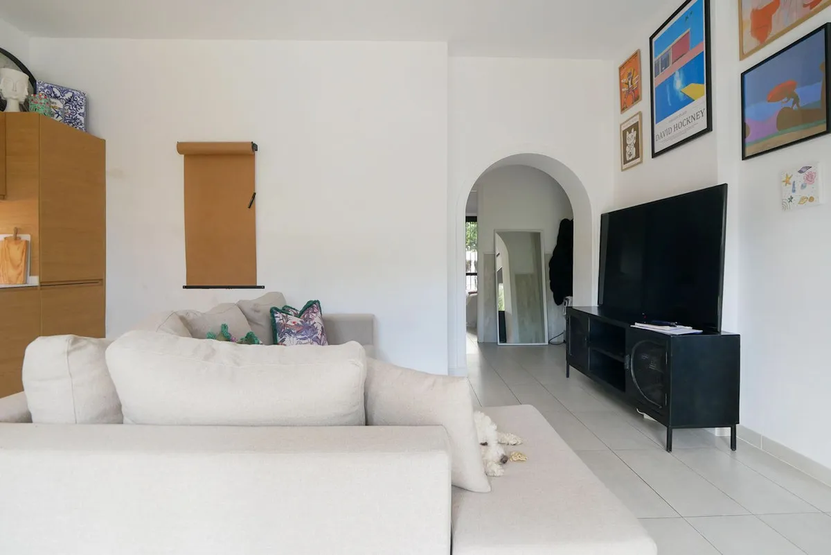 a963e027-e154-4080-bf60-e4c37e28987b