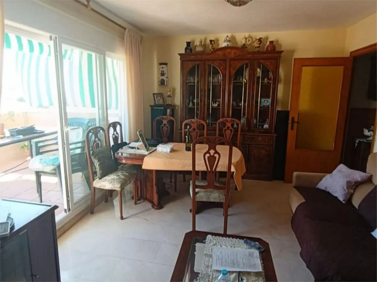 10c19f59-a673-4b9b-87a1-03eacbc80d0b