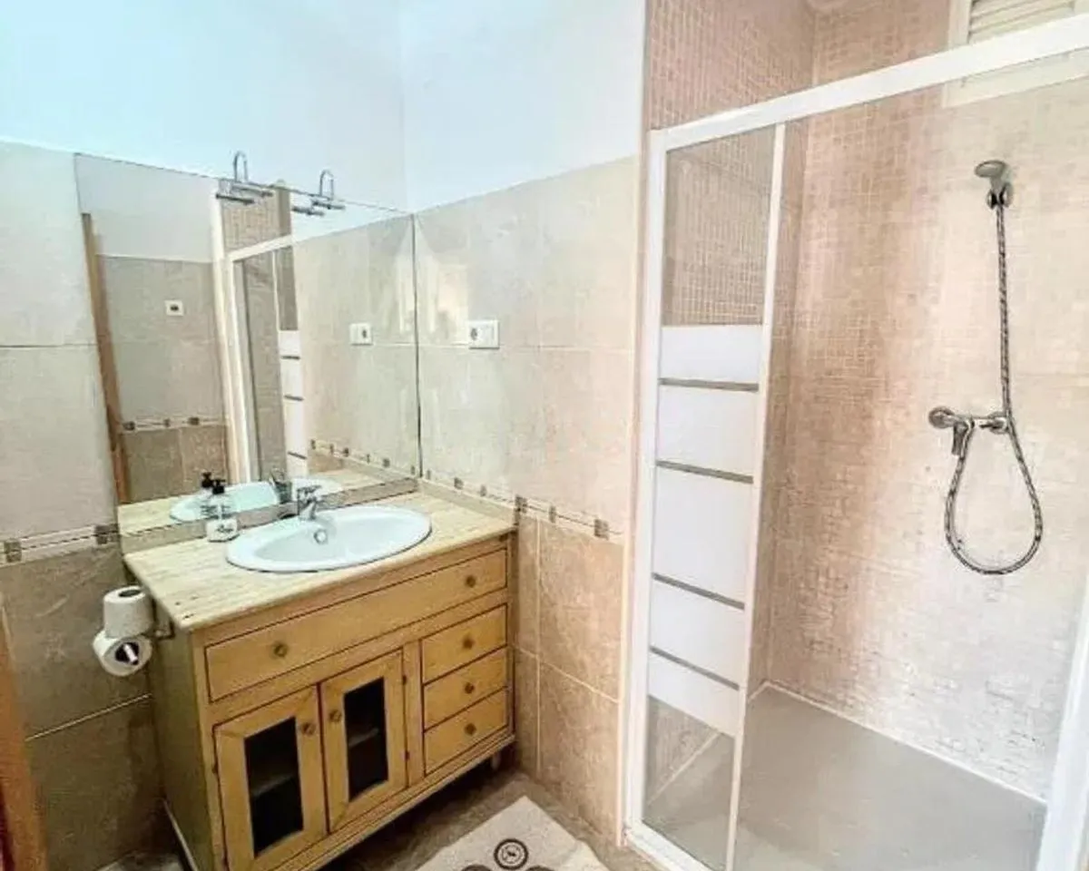 1b91cb72-b98d-4ba2-9675-95d46603f33e