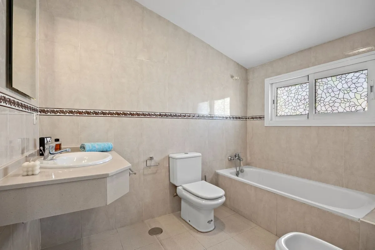 1592f2fe-0d9e-4bf1-b911-c1610b98420c