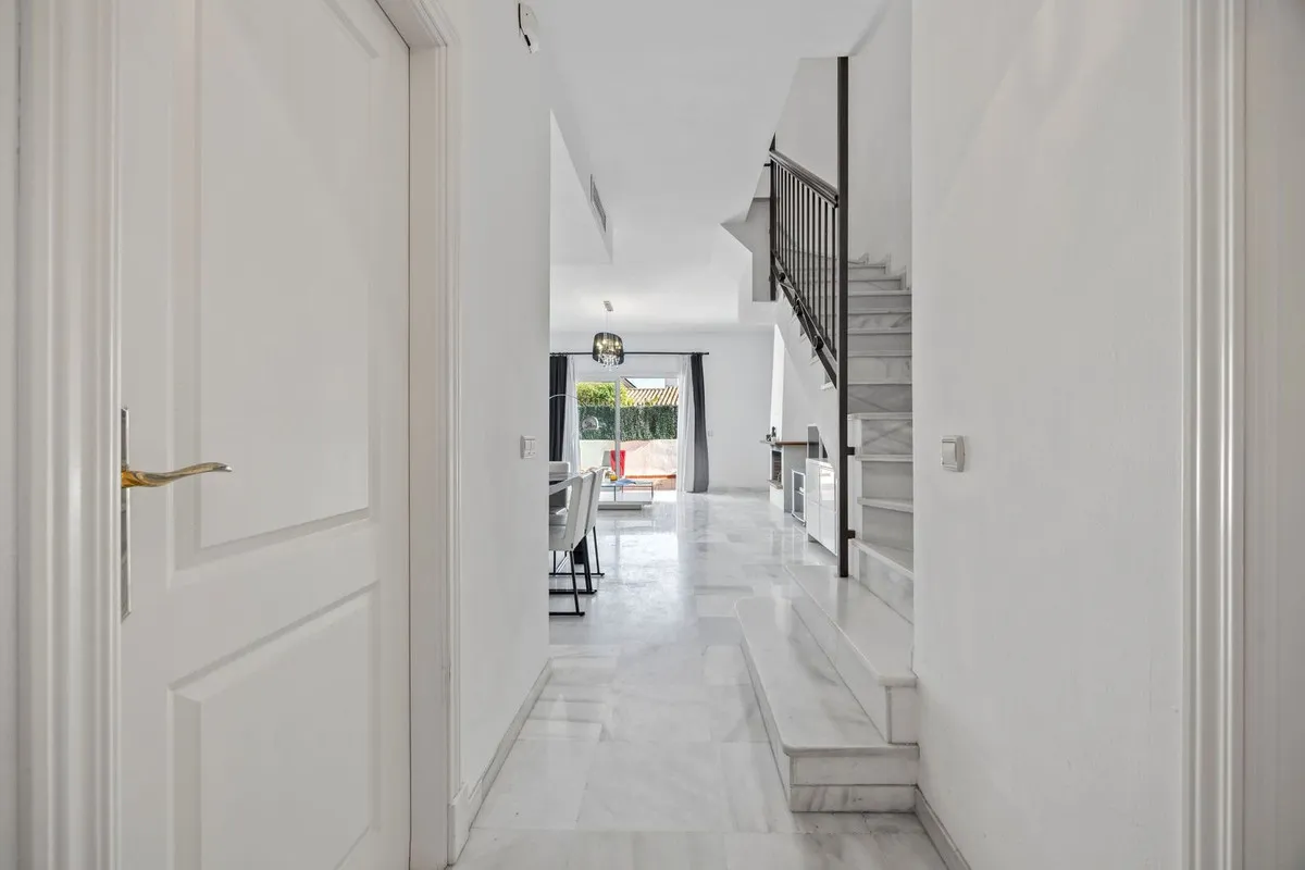 b4a41442-79e0-4a2e-ac54-6166e884dfcb