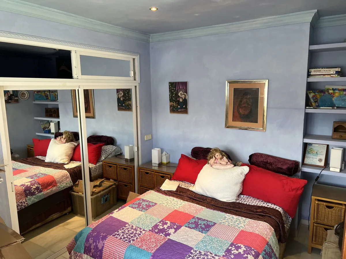 90f37480-5ccd-48b7-947c-33ee47241a4e