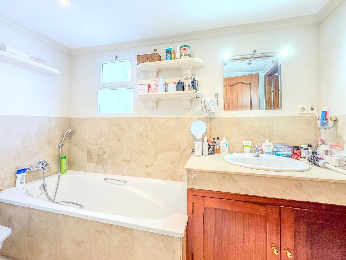 bc328123-8766-4ffa-9c56-8cc6308229b7