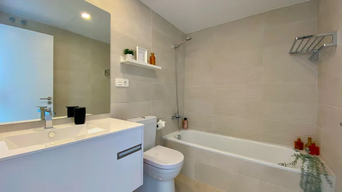 53e8e843-0ece-4cac-8ede-c5289aef3033