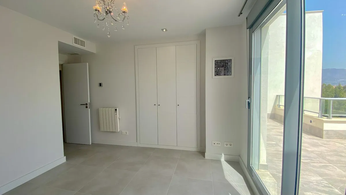 a2d862bc-117a-4274-960a-d9c2309e5e3e