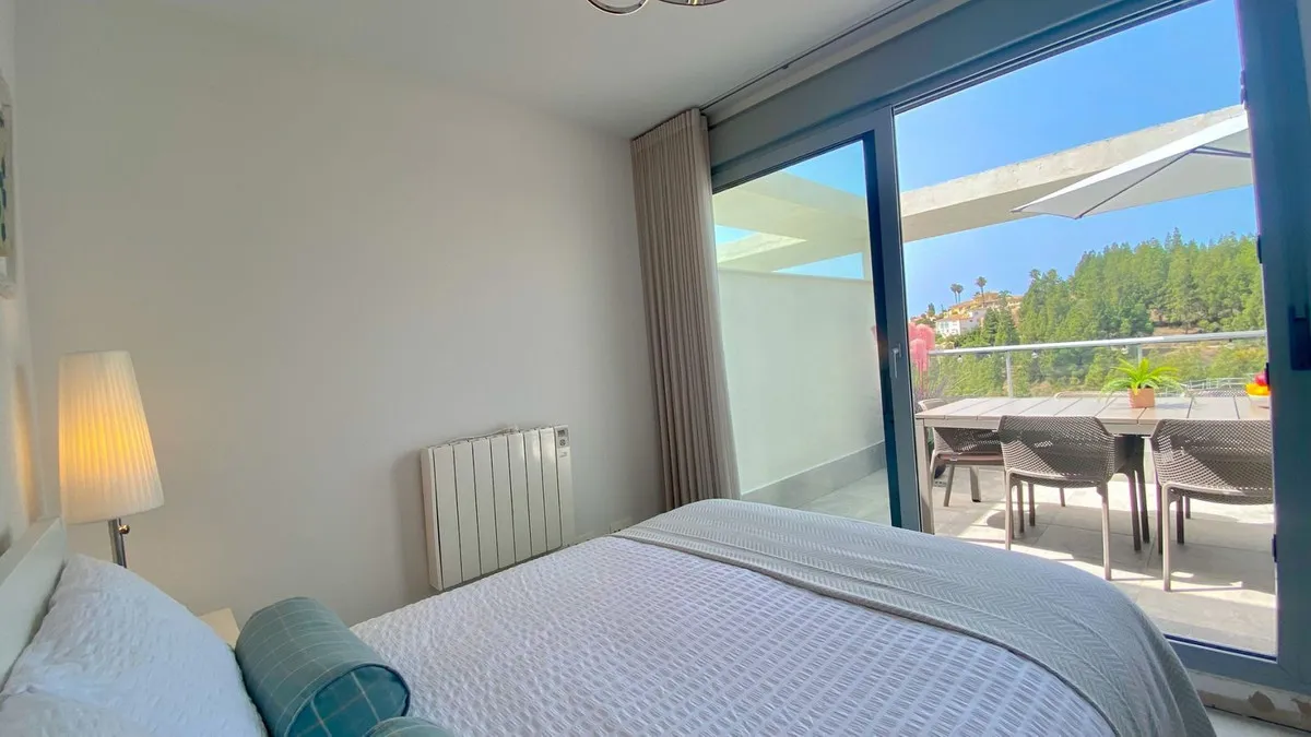 f07f8ae4-c326-4fb7-9eac-c0629216e2c4