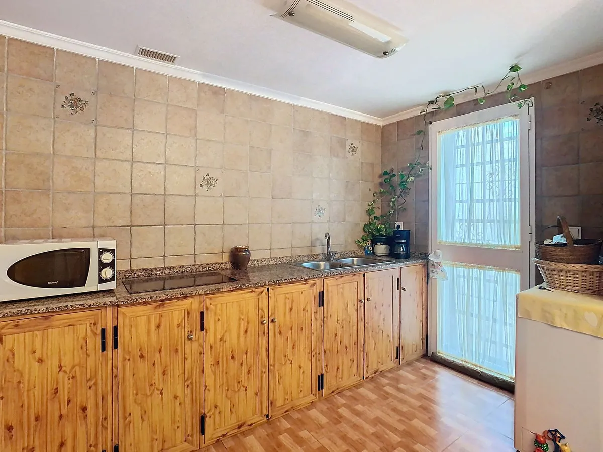 9727beb3-0d3a-4dcf-9b92-8a63959aaed9