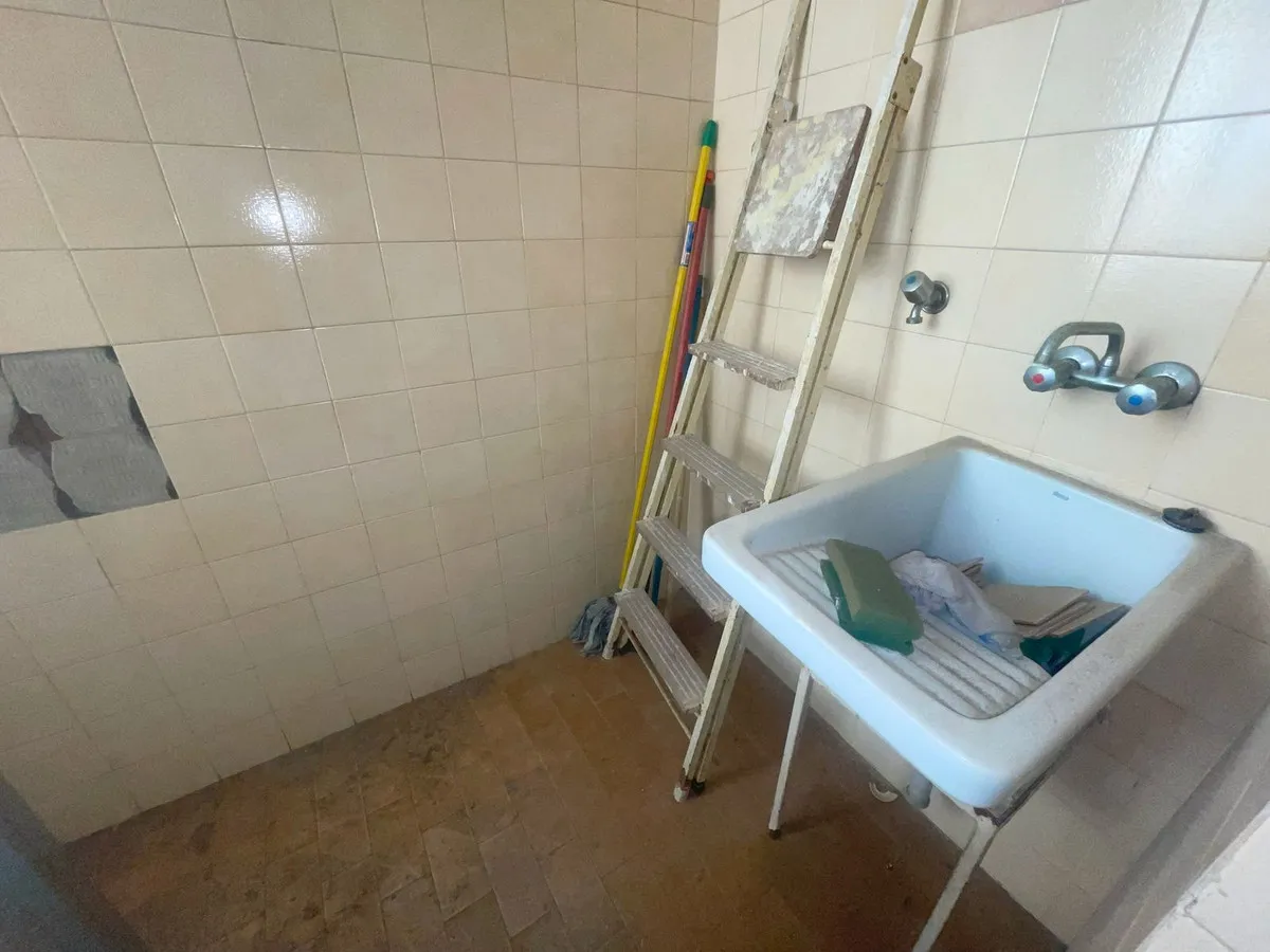 d649dbf5-b1a3-4251-9560-bfd428122ca9