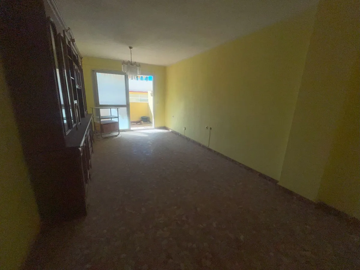 dea03f65-ad61-4389-aa24-80a74a6c62e6