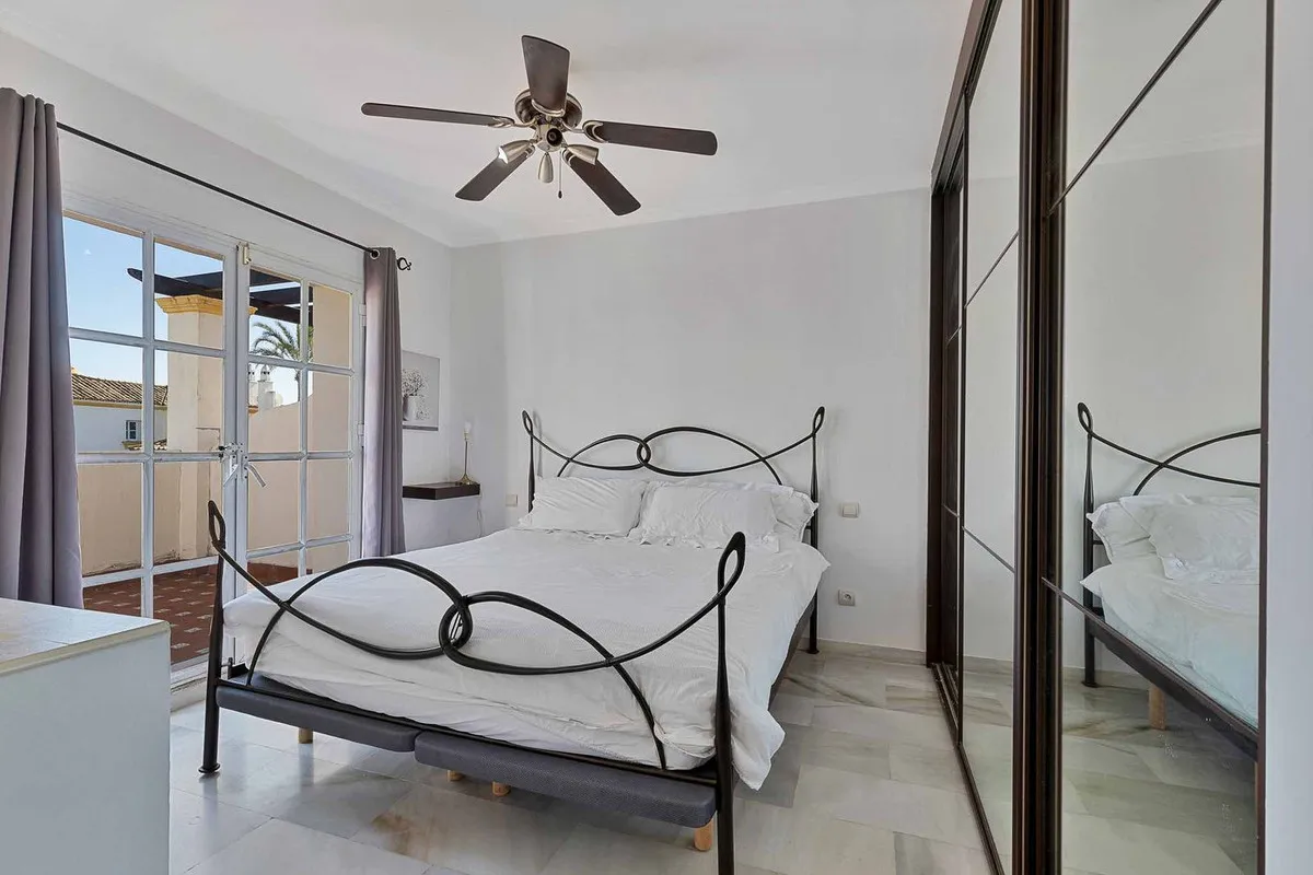 8738f595-b0ab-46b9-a084-7f16b291d95f