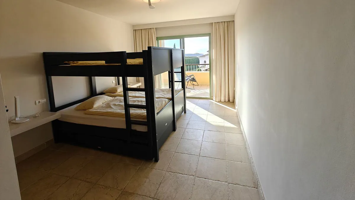 9d812642-73a7-4c1e-95fc-22acff81b6f9