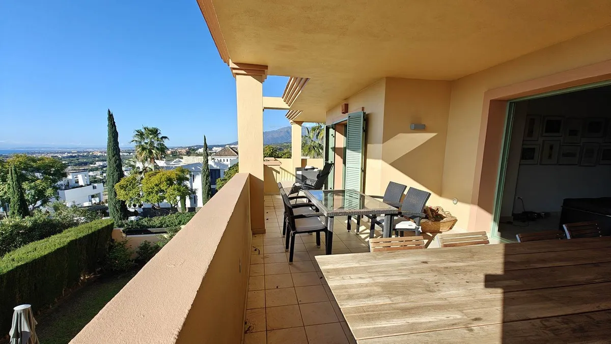 ec4534a6-c408-4346-a121-9413475c7d6e