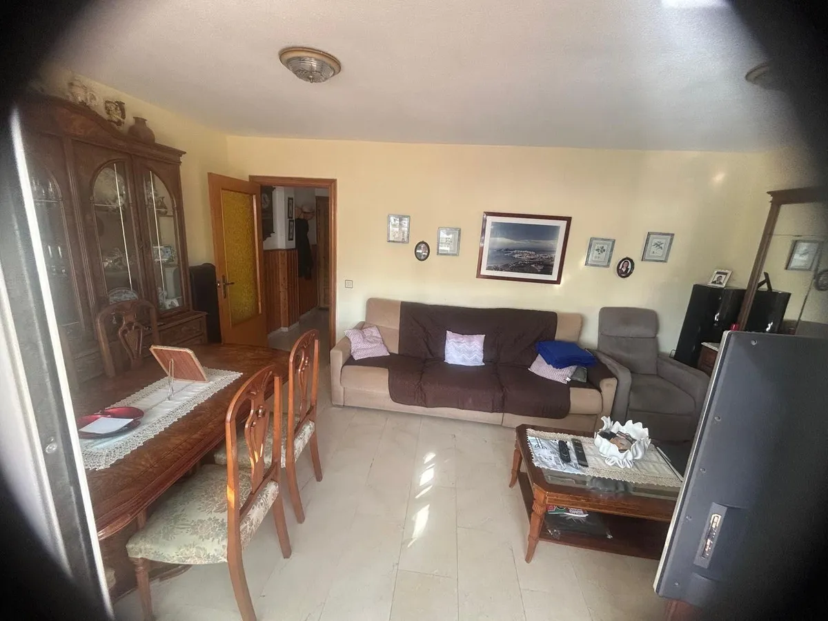 81b4bef9-8776-402e-a289-1d67a400874c