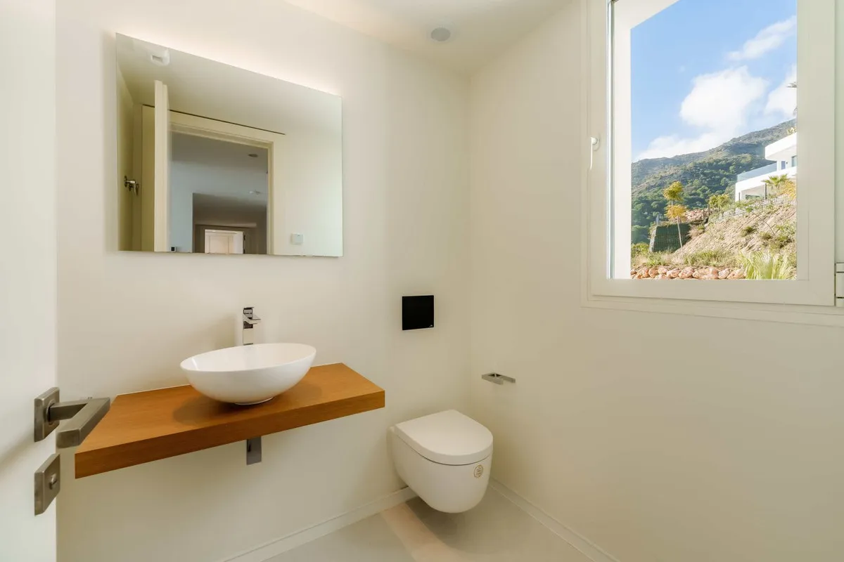 7a8f053c-3e84-4a90-a151-5b06533a87c6