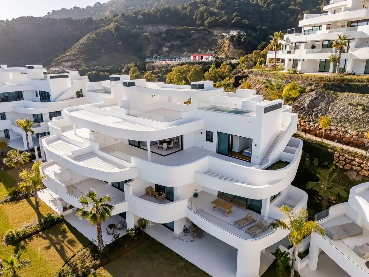 a8ea08b6-6407-40d0-84d2-73a0293e7fc7