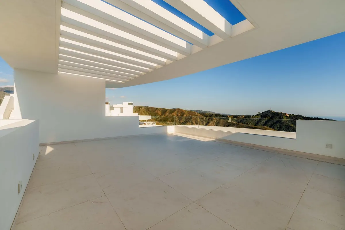 b29f7455-0cae-4089-8221-16b33160eea1