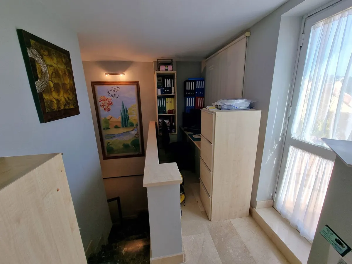 199d31a2-b641-4af5-8e01-de0aebc36de6