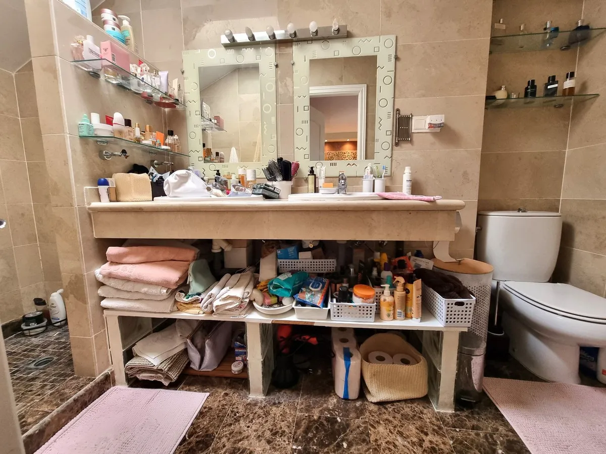 d5d0dcb4-a8f9-4874-8e38-70e2659c1982