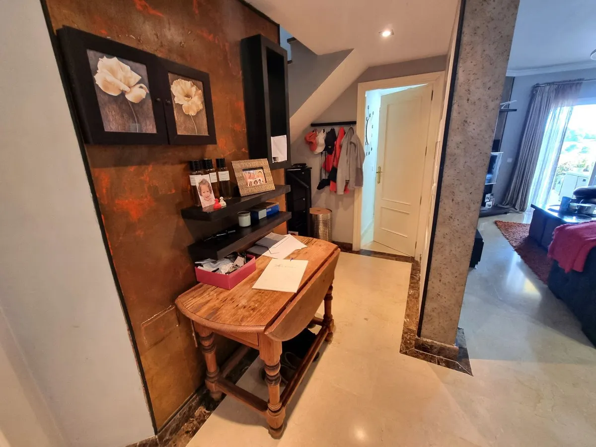 de2b48f1-7059-4ca3-953c-6fc79ec48f6e