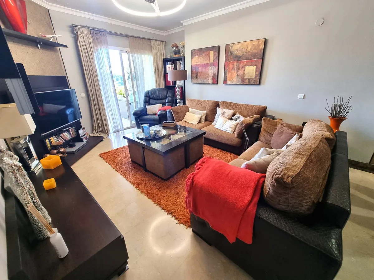 e2c3ab29-e9a5-47b3-8d76-317ed2a7002a