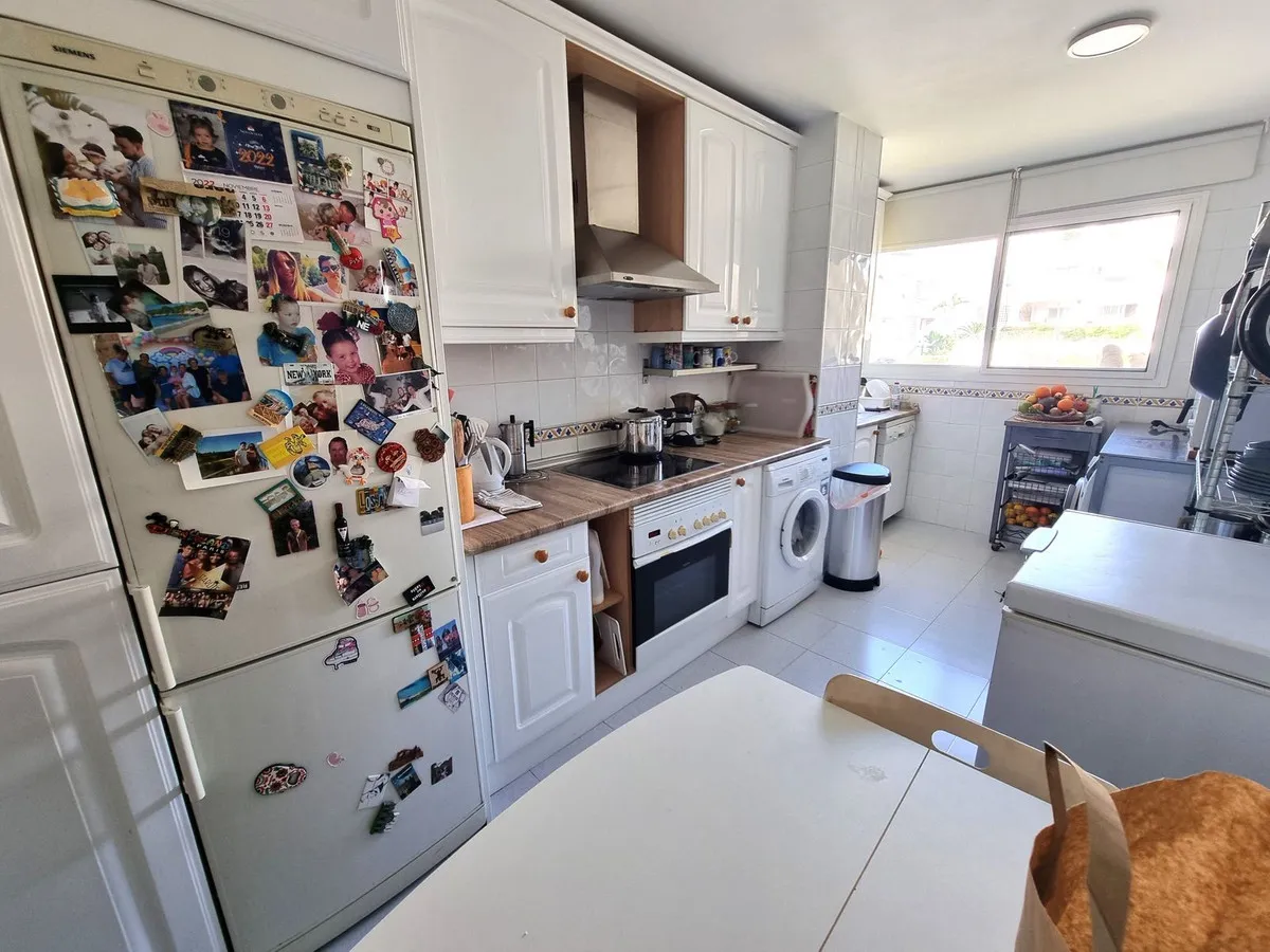 eaab35b5-4669-47b3-863d-0b634c01e0aa