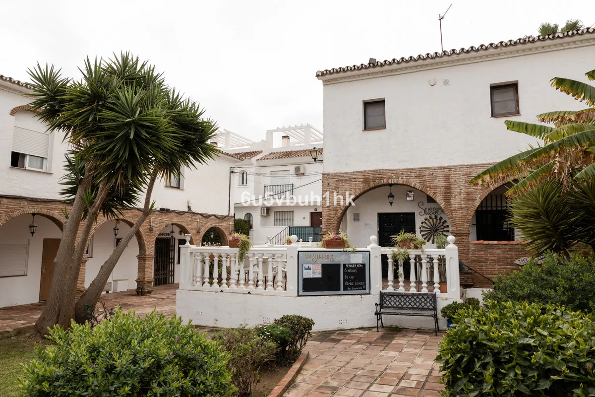 525949bf-ee82-4f21-8254-505b59dcc2c4