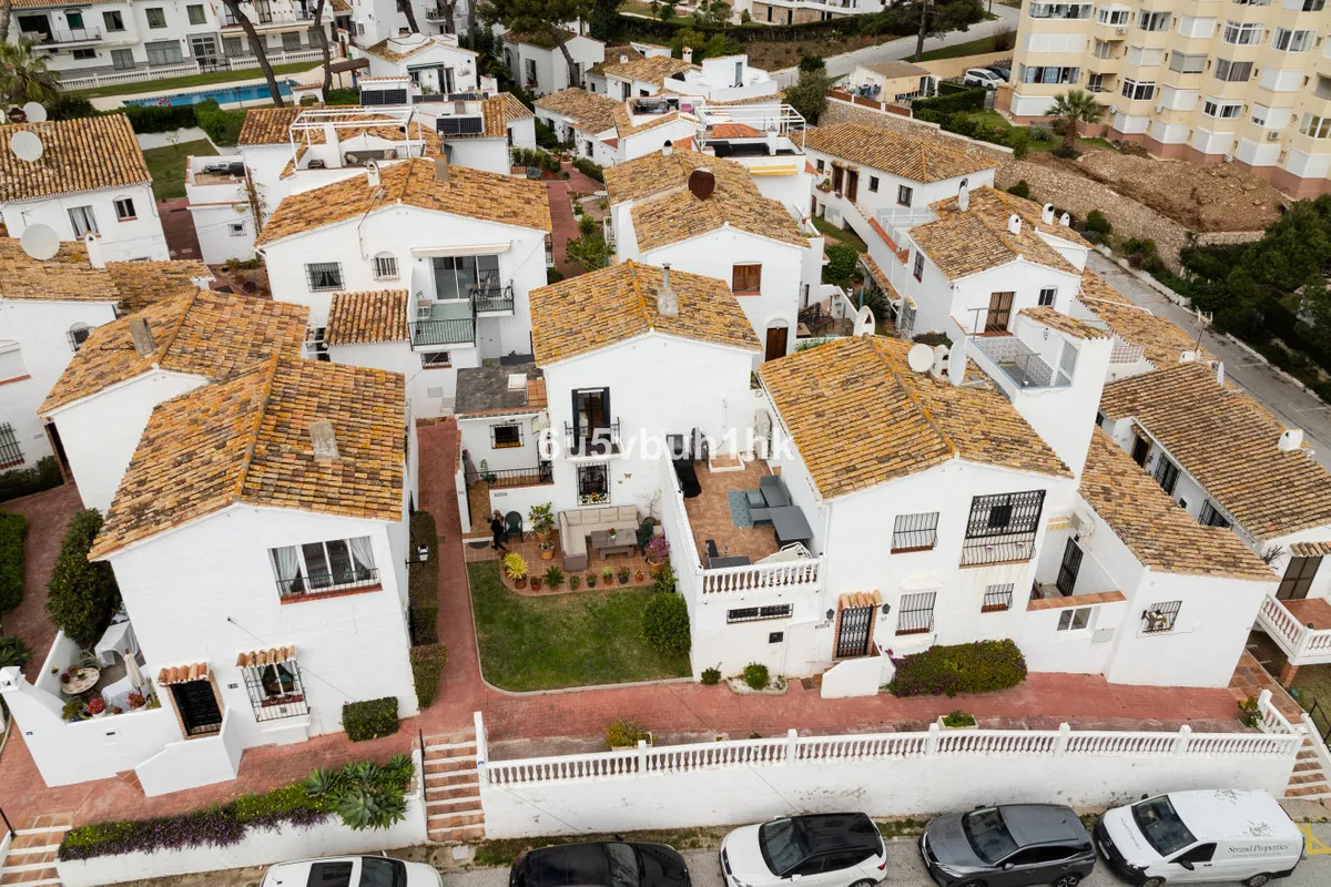 8ed64450-b812-4af1-b6e7-904ab8b9a43e