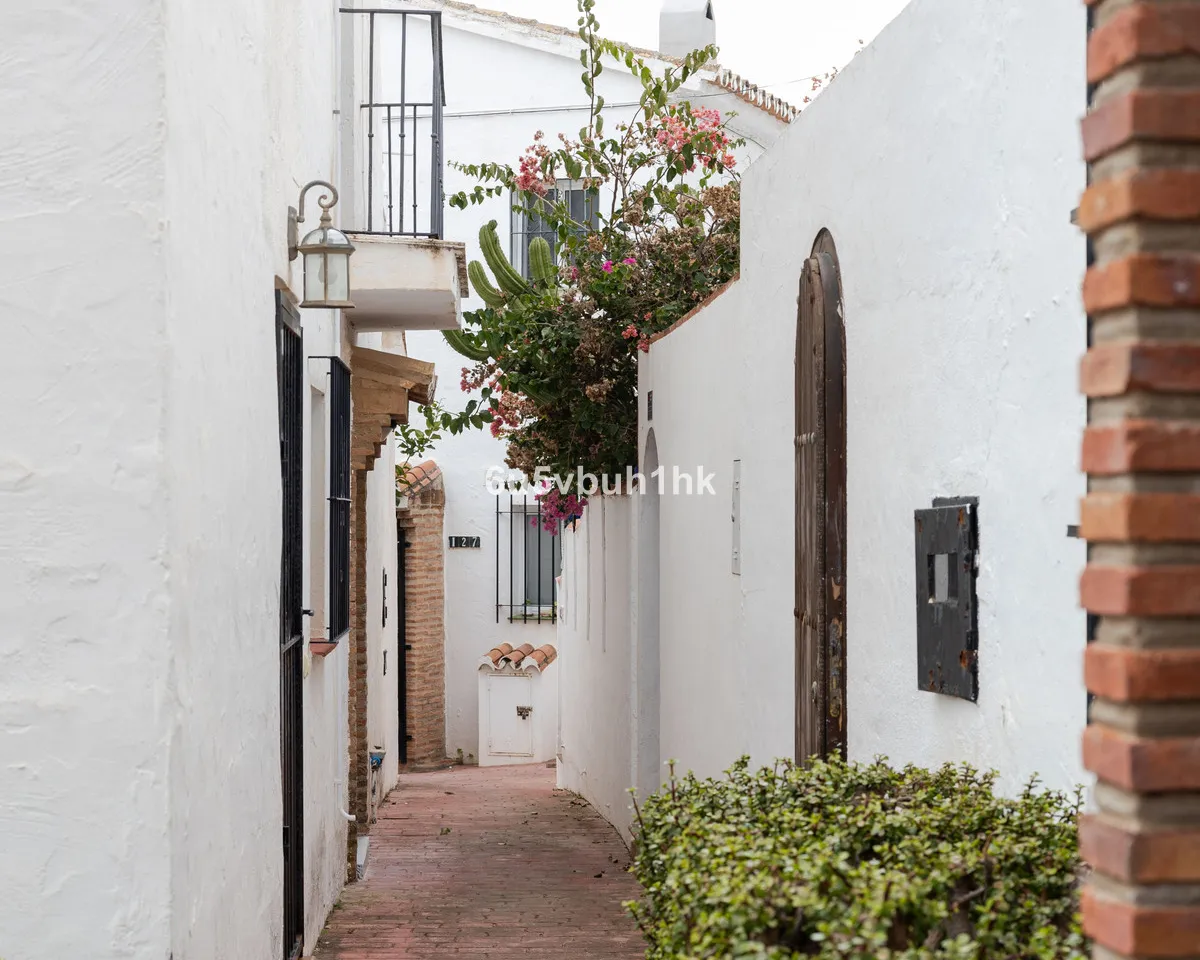 d47506cd-a767-4df8-a006-93e8747d0d6e