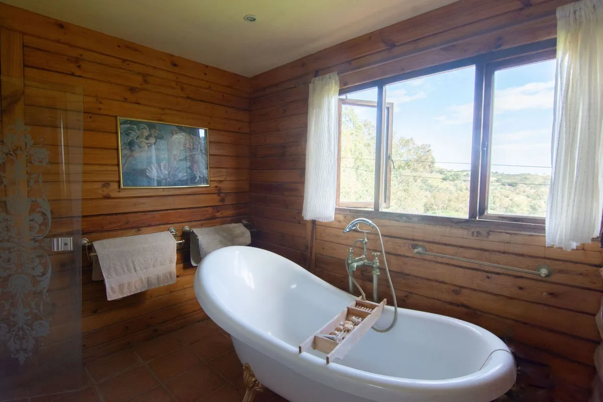 1cc5efe5-2b68-49d6-8615-991107f1e411