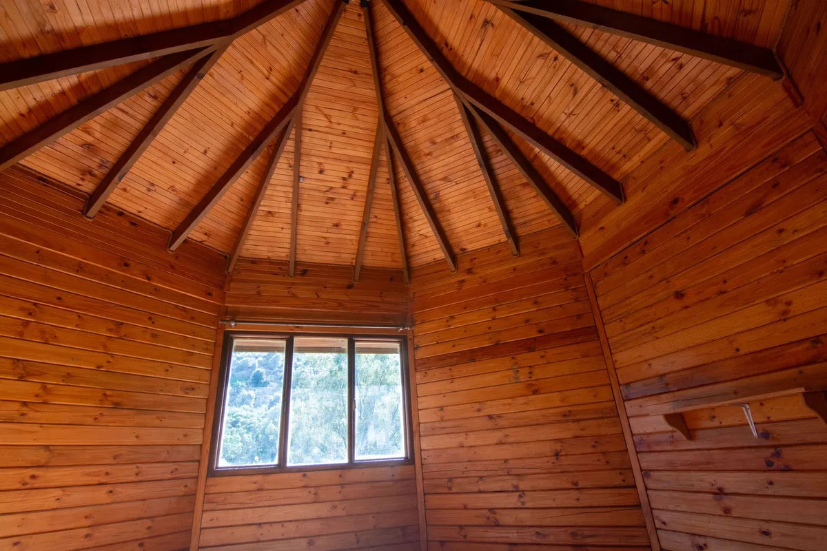 2ba72b6d-aab9-4fcb-b246-1ea650ffd4bb