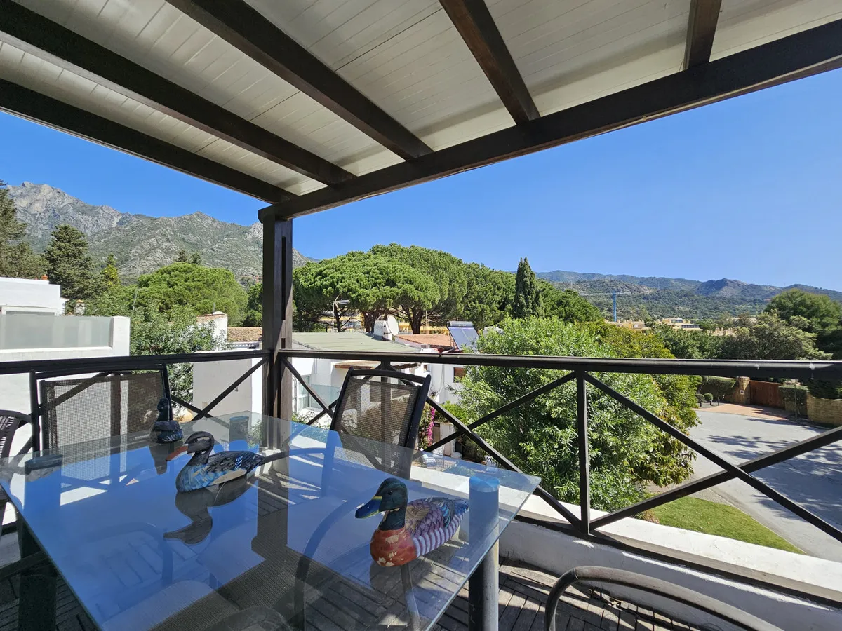 0eab98f3-b8c7-498d-ac91-1f78700e1ff9