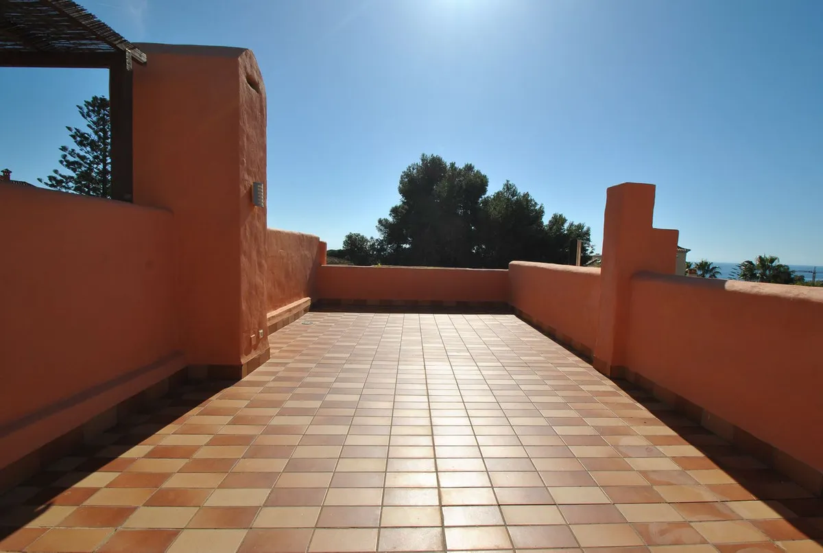 dd21111e-b5ec-4471-8edd-4e5898f018fe