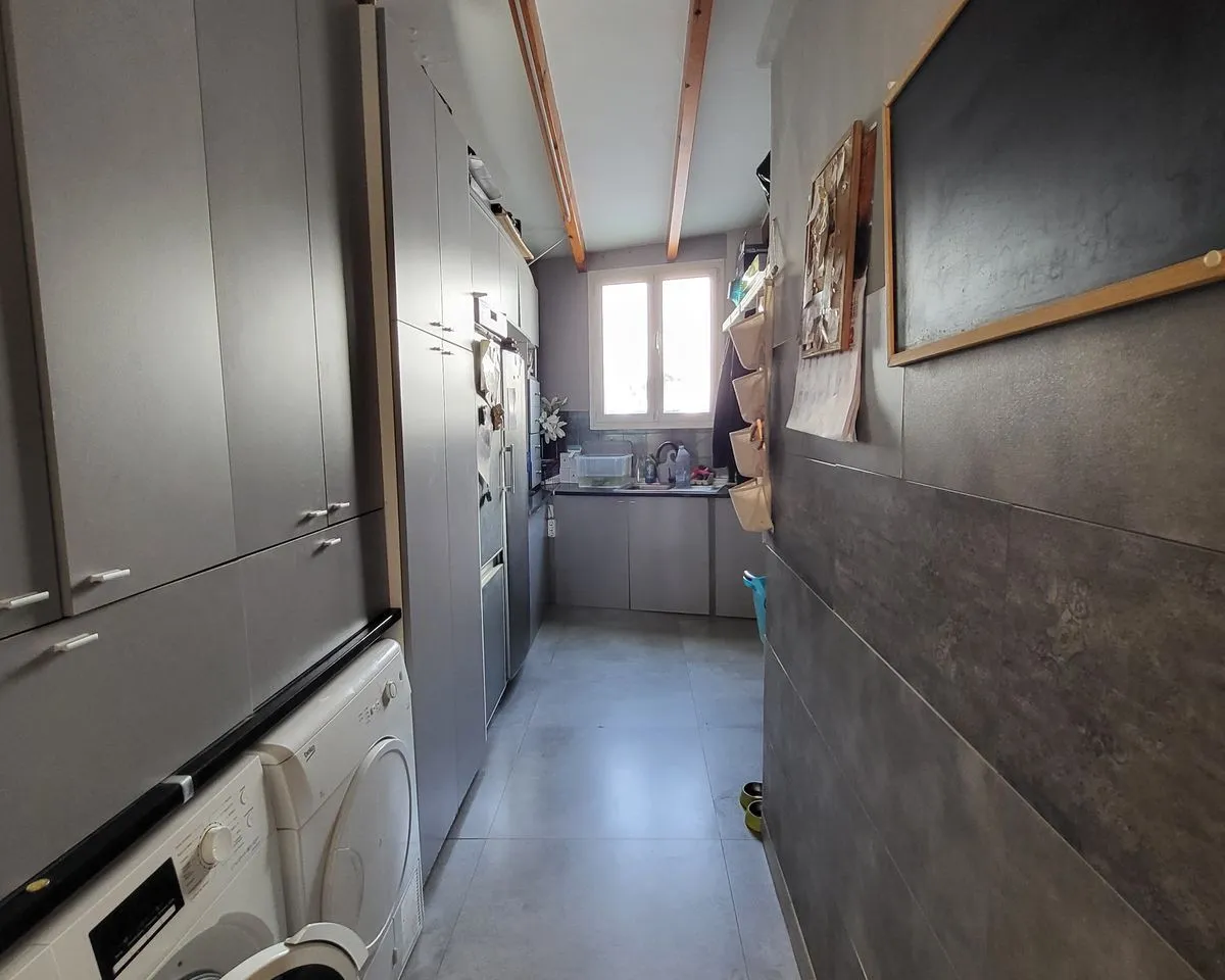 3dec995e-695a-4c93-8df6-f0287d089340