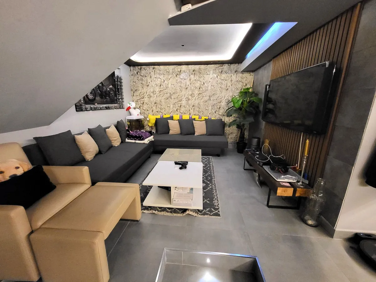 8de3f94e-77e1-4d01-a5e9-a4d8970c24a8