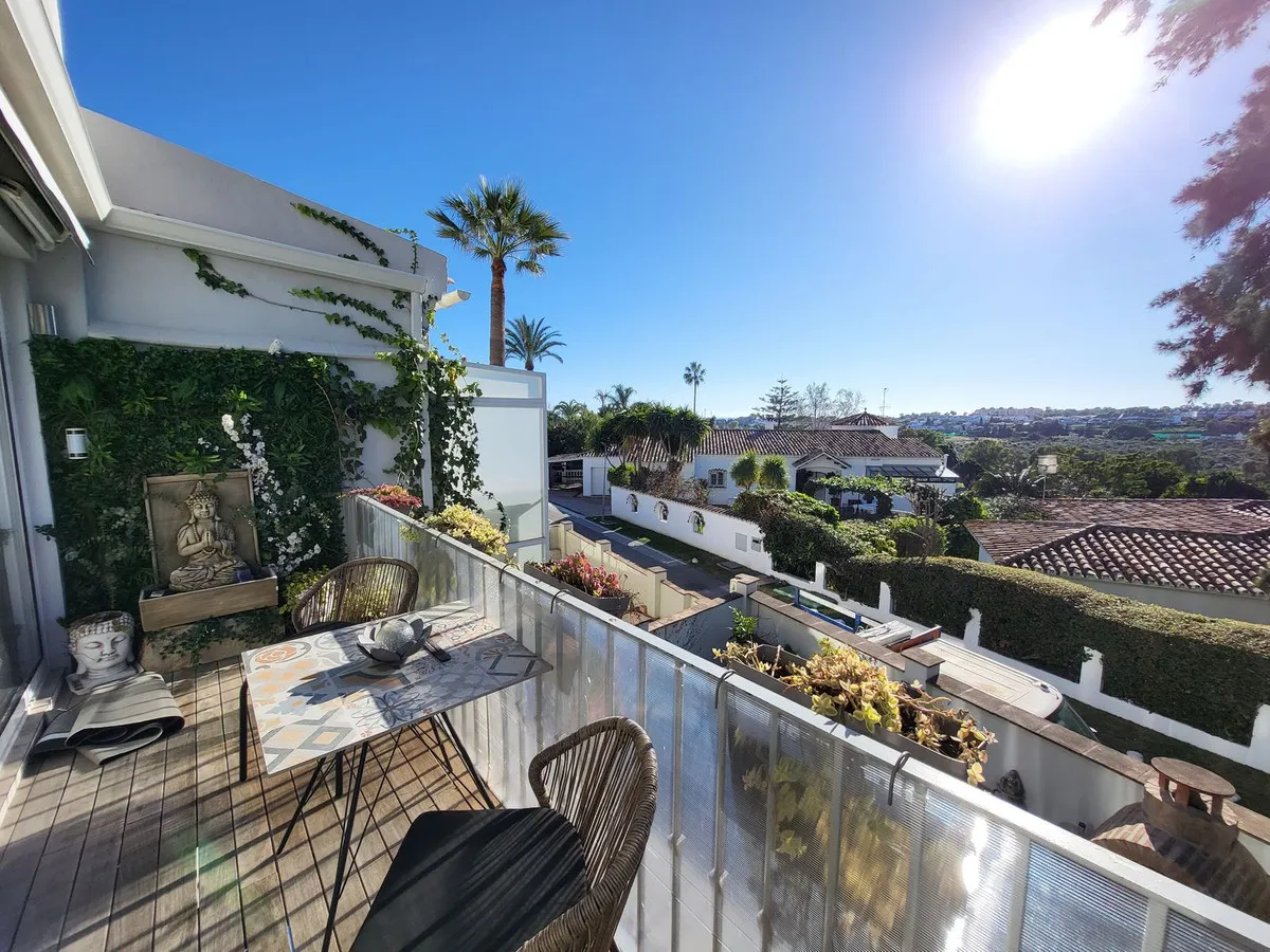 c6542c7f-4149-4b31-9321-c6f3d5563db2