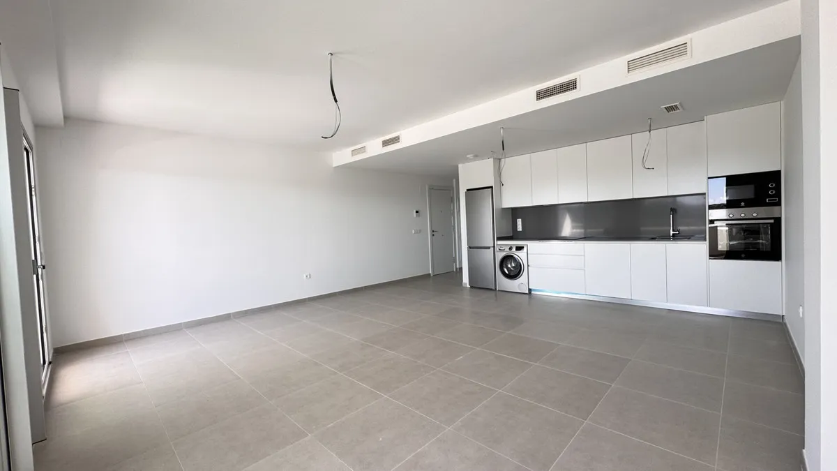 d0d43bf3-379e-4fbb-95f4-9e90fcb47768