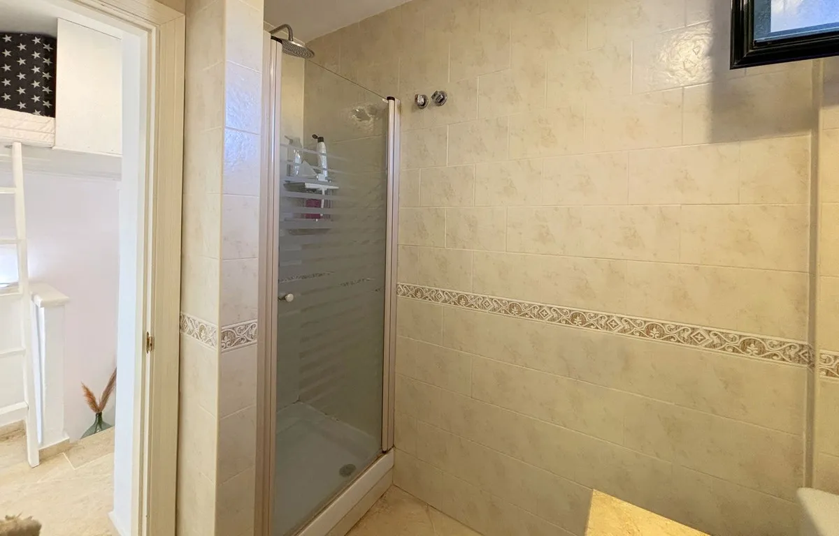 13644b2e-5f9d-4d42-b7f5-1bb47fdd8be3