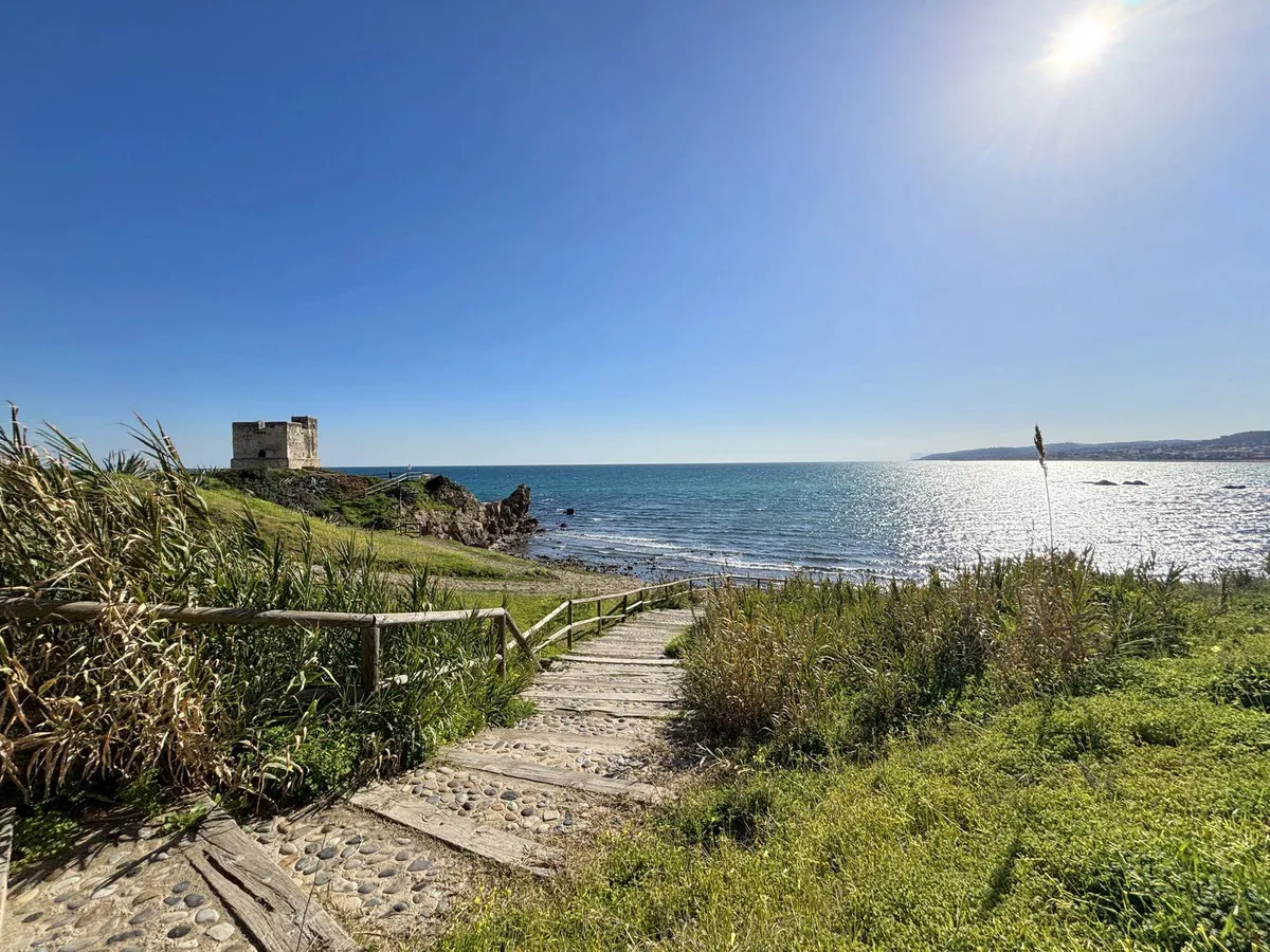 c35aed7d-1661-4a30-9d02-ef3cd2d1818c