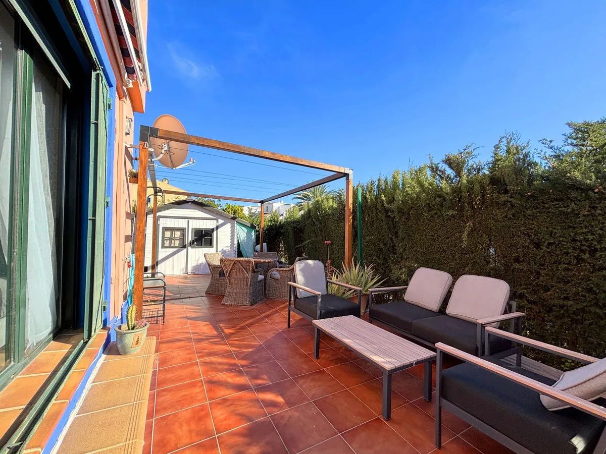 d563f828-c0e7-4f34-945a-98f1fdb99fc7