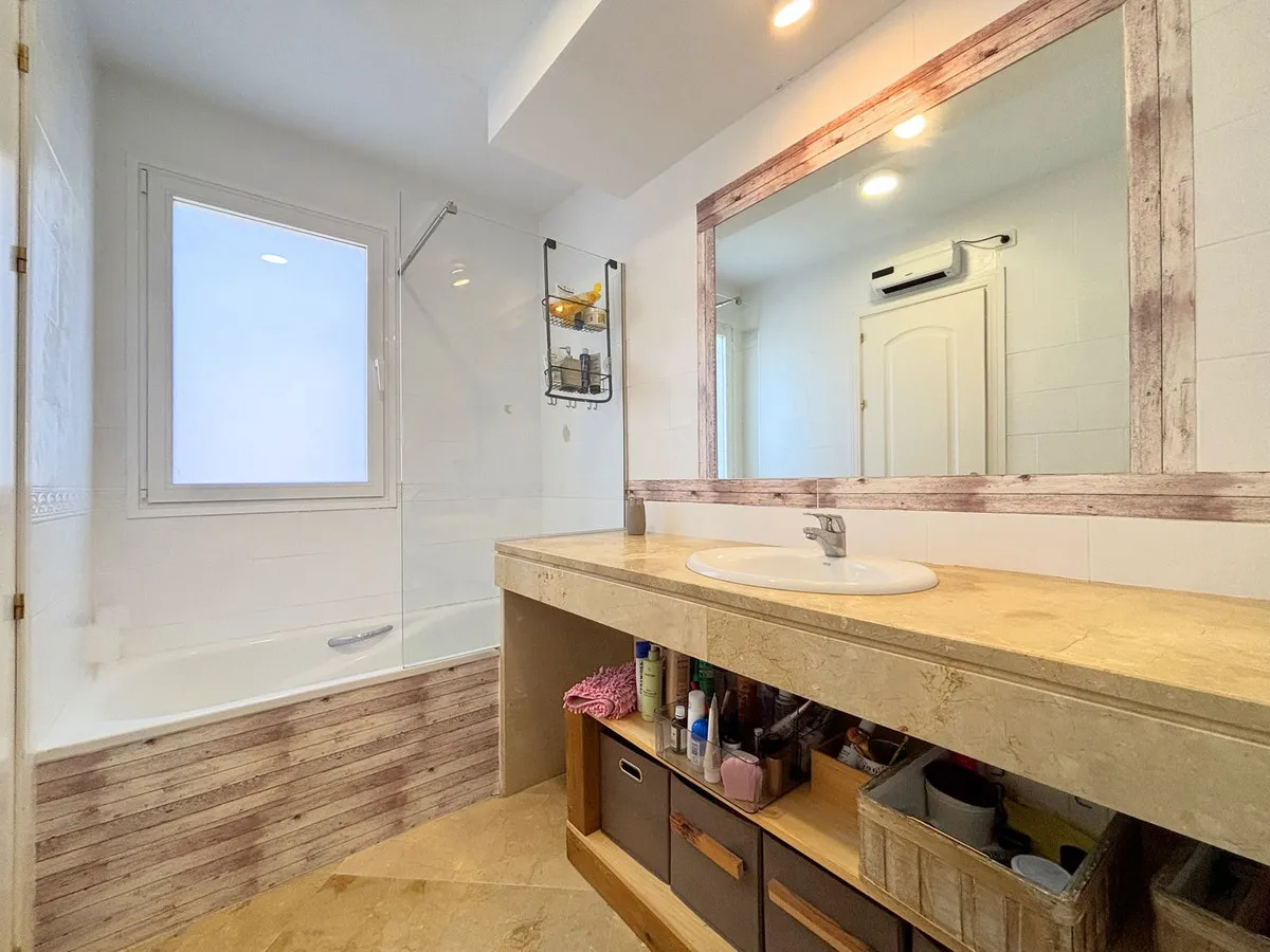 f21ab513-235e-43ff-93a7-aa69010bf644