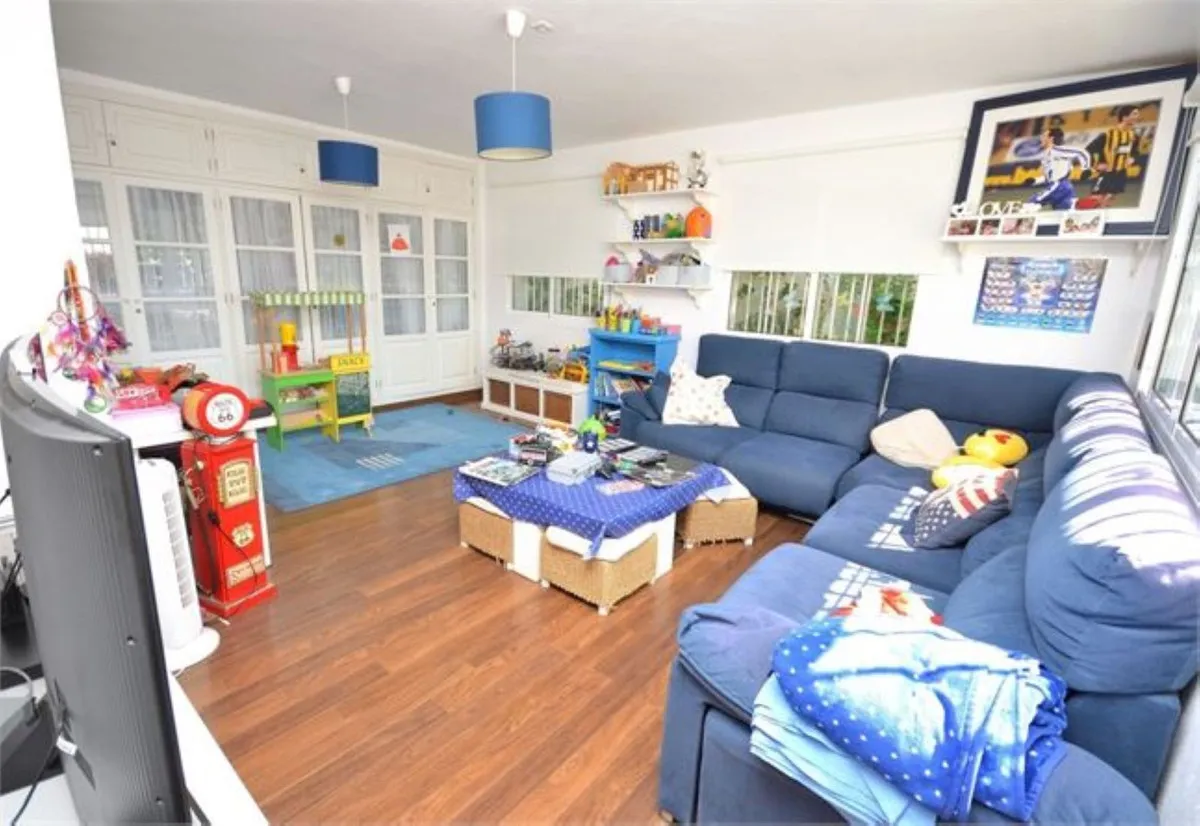 b168d6bc-bd39-472c-b27f-2bae4ec481b3