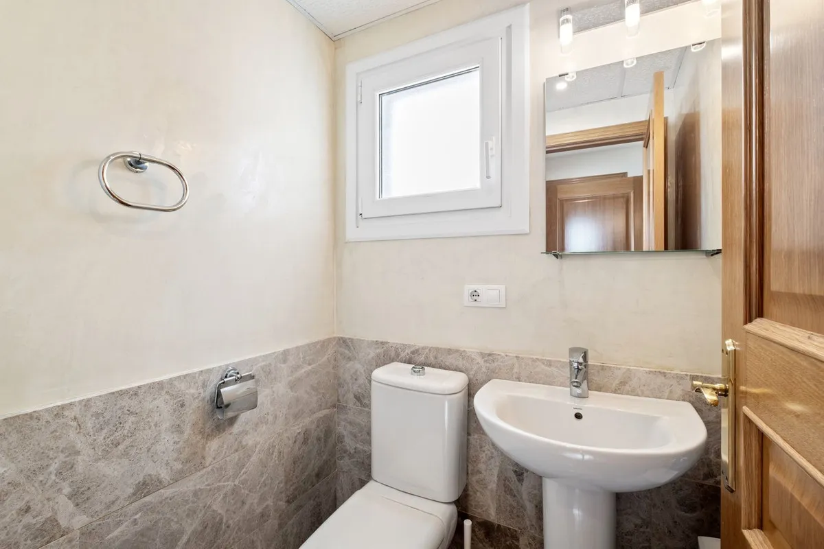 eff28877-d0d5-4dee-a00d-292b4b02189d